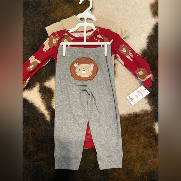 Carters 3-piece Lion Onesie and Pant Set - Picture 3 of 3